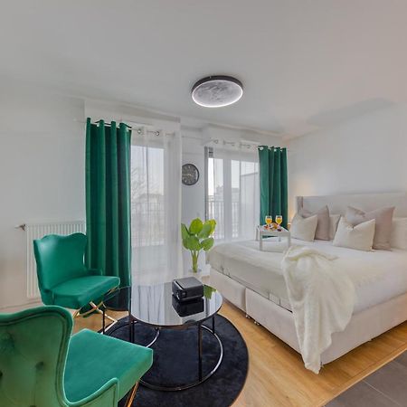Appartamento Cinema Moon Luxury - Gare 3Min - Proche Paris Massy  Esterno foto