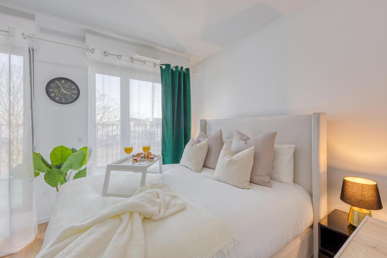 Appartamento Cinema Moon Luxury - Gare 3Min - Proche Paris Massy  Esterno foto