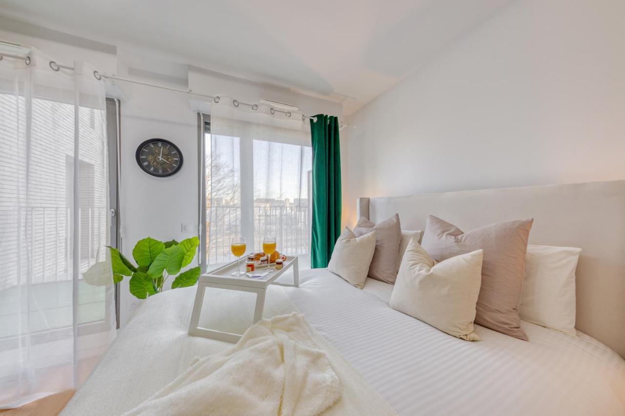 Appartamento Cinema Moon Luxury - Gare 3Min - Proche Paris Massy  Esterno foto